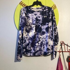Under armor, long sleeve shirt